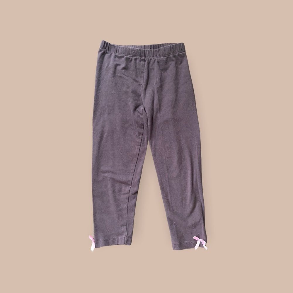 𝅺3/$15 Kids Leggings With Bows